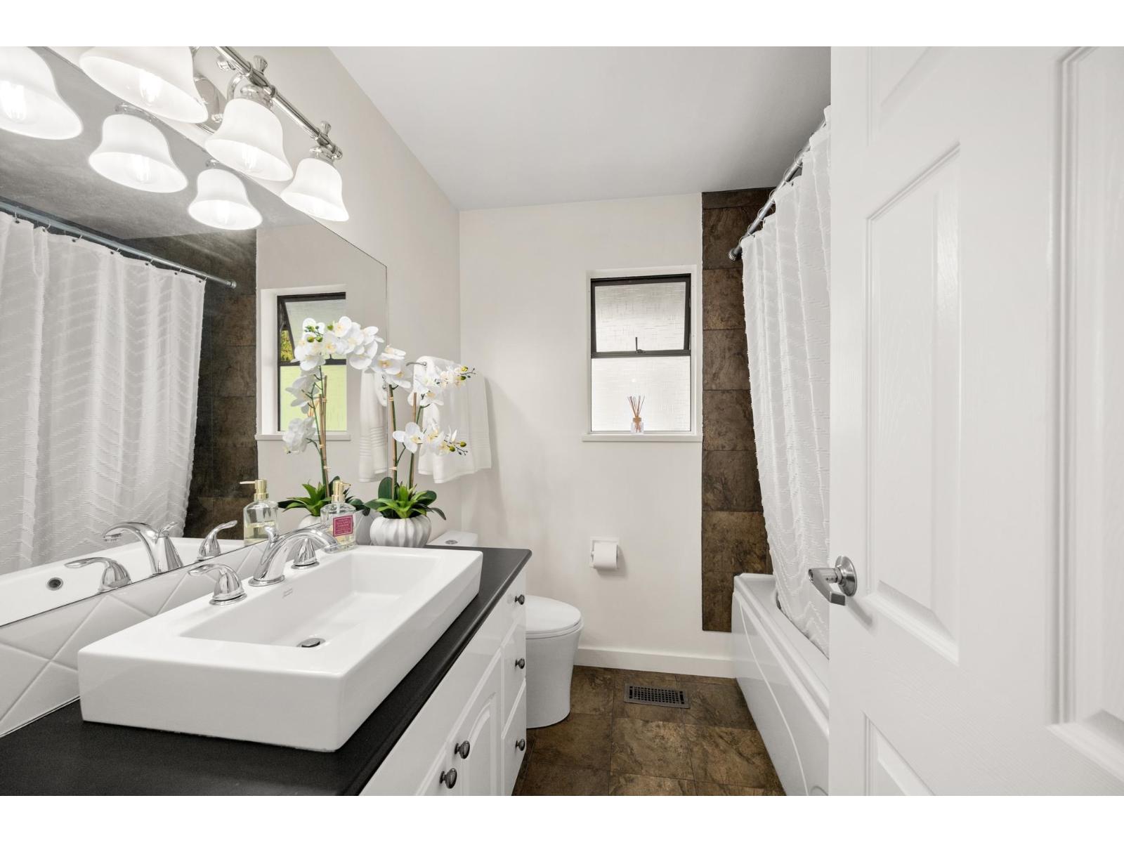 11473 Royal Crescent, Surrey, British Columbia  V3V 6V5 - Photo 20 - R3113490