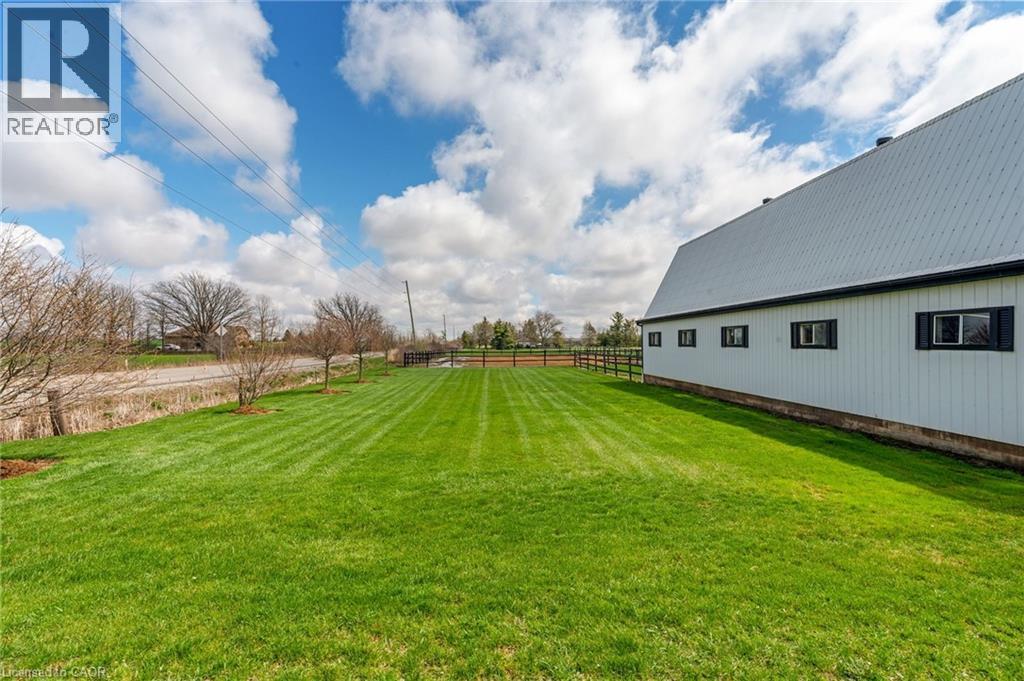 2223 Hall Road, Binbrook, Ontario  L0R 1C0 - Photo 33 - 40823003