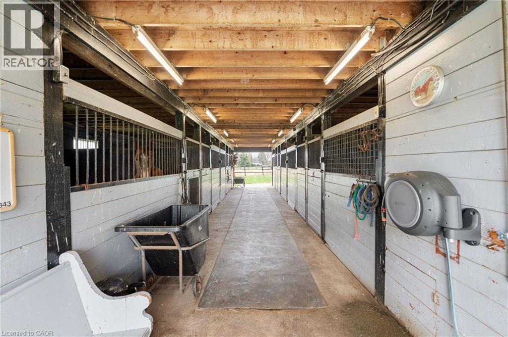 2223 Hall Road, Binbrook, Ontario  L0R 1C0 - Photo 34 - 40823003