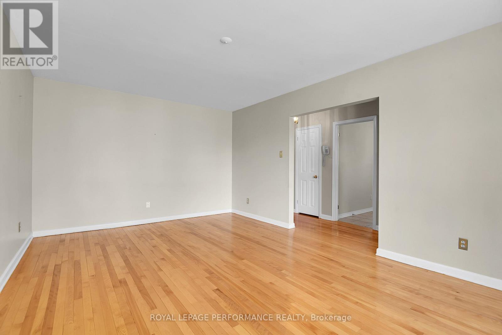 1582 Digby Street, Ottawa, Ontario  K1G 0P6 - Photo 10 - X13027102