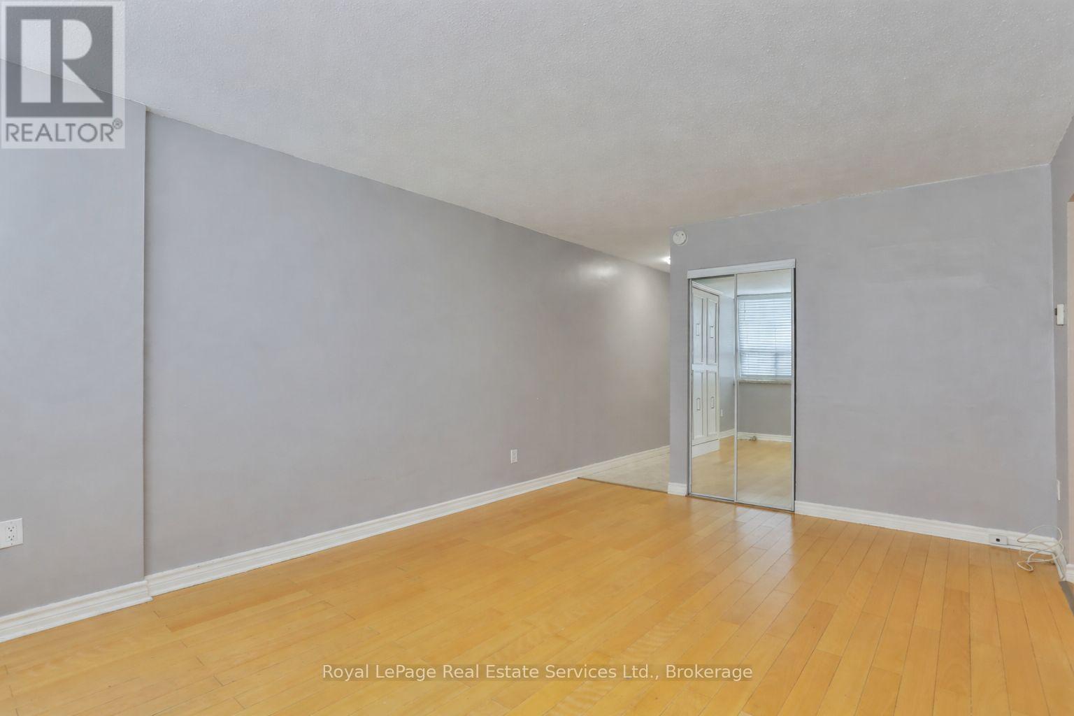 1807 - 30 Gloucester Street, Toronto, Ontario  M4Y 1L6 - Photo 12 - C13027072