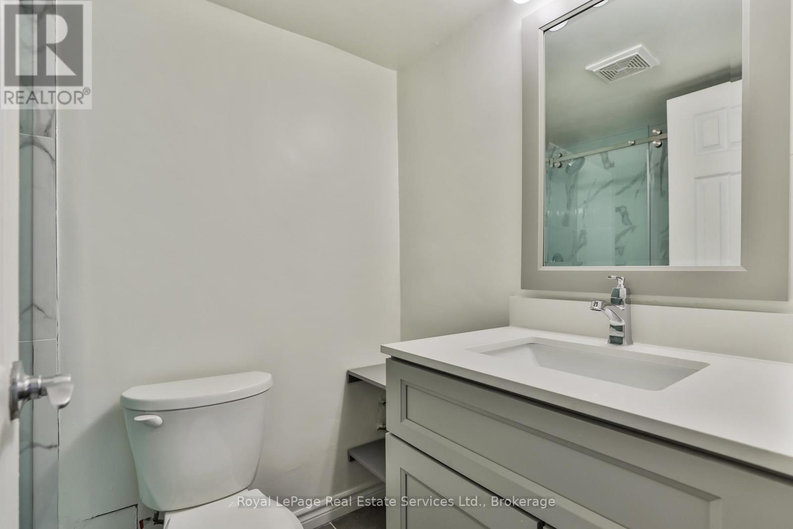 1807 - 30 Gloucester Street, Toronto, Ontario  M4Y 1L6 - Photo 16 - C13027072