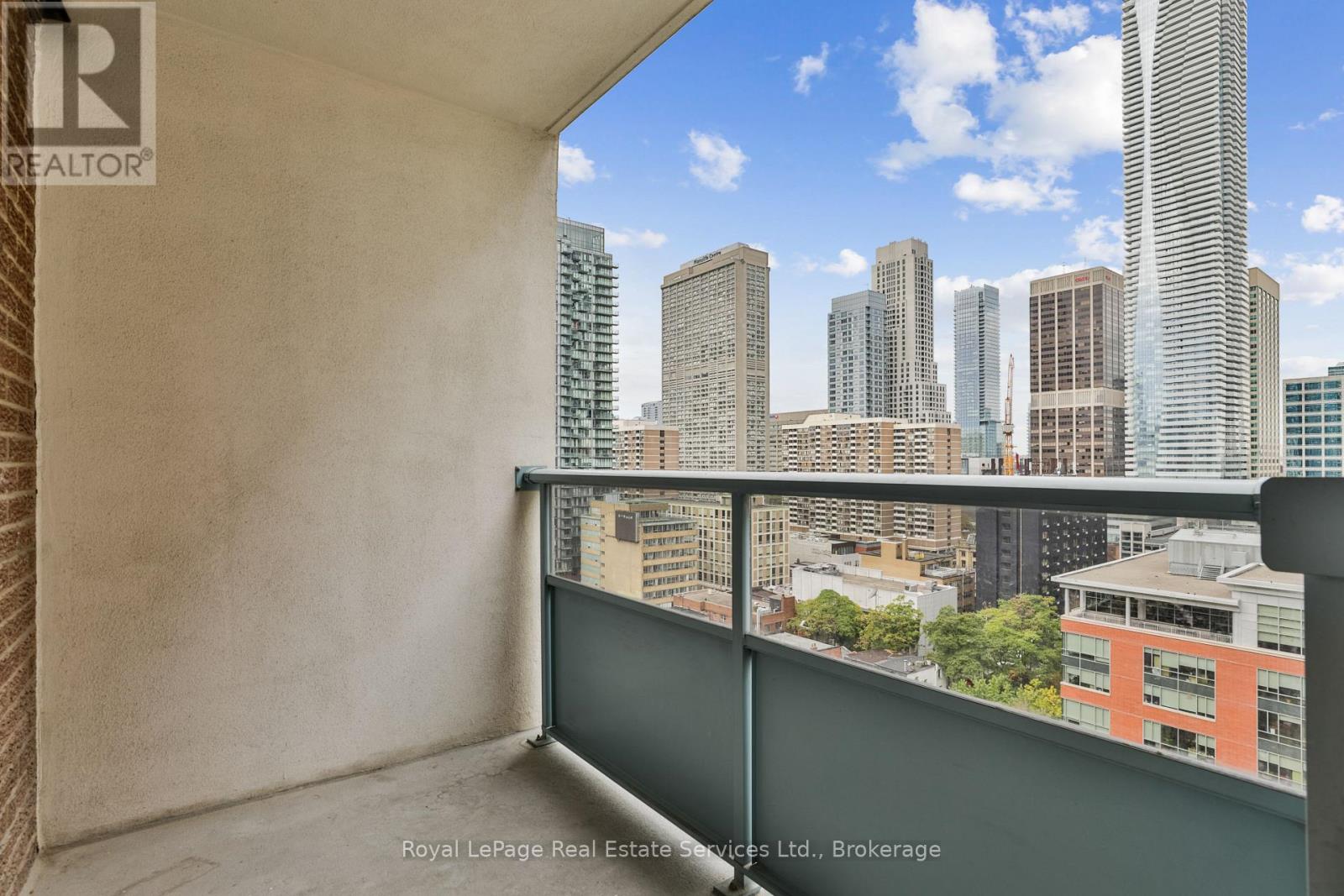 1807 - 30 Gloucester Street, Toronto, Ontario  M4Y 1L6 - Photo 19 - C13027072