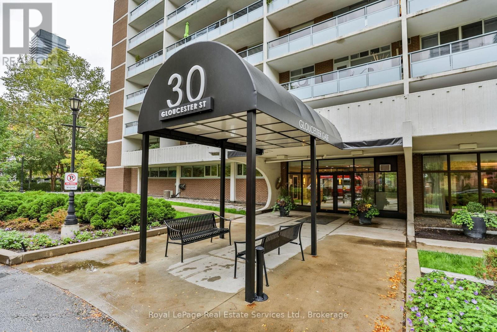 1807 - 30 Gloucester Street, Toronto, Ontario  M4Y 1L6 - Photo 3 - C13027072