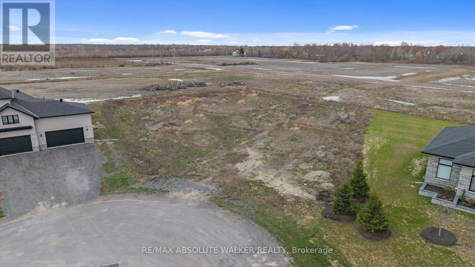 3995 Perennial Way, Ottawa, Ontario  K4P 0G7 - Photo 4 - X12704920