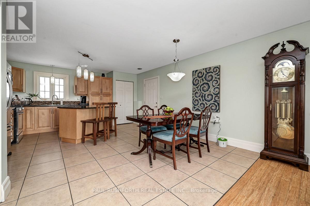 712 Flat Rapids Road, Mcnab/braeside, Ontario  K7S 3G8 - Photo 15 - X12854954