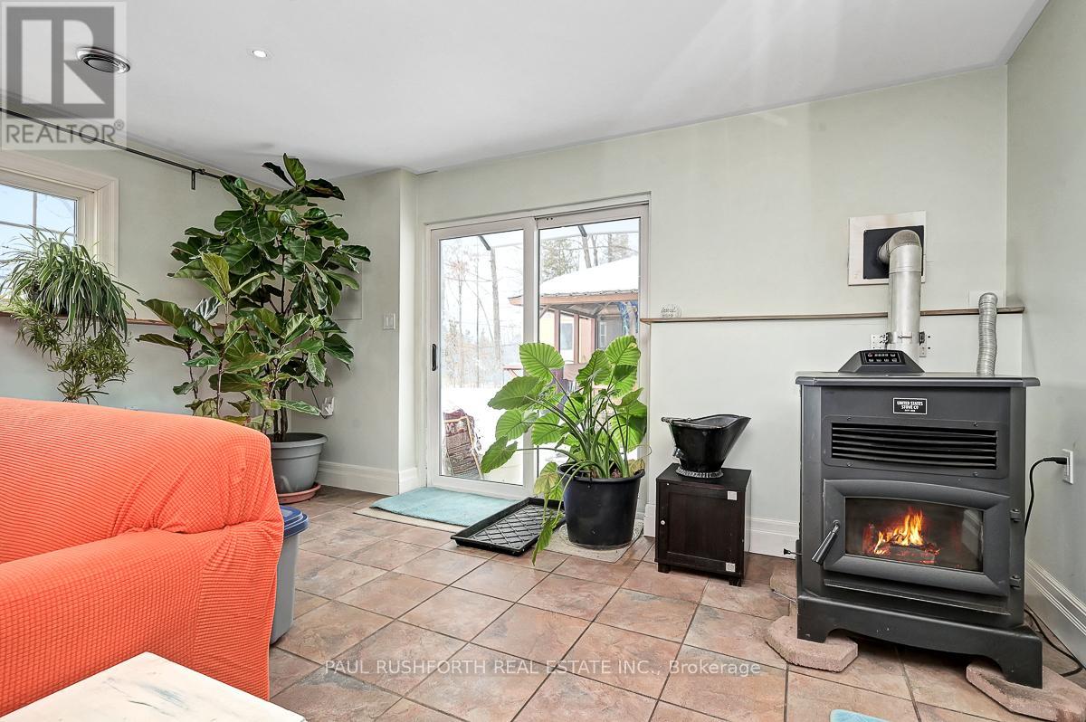 712 Flat Rapids Road, Mcnab/braeside, Ontario  K7S 3G8 - Photo 34 - X12854954