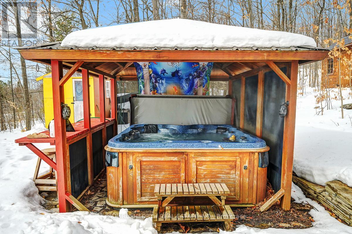 712 Flat Rapids Road, Mcnab/braeside, Ontario  K7S 3G8 - Photo 37 - X12854954