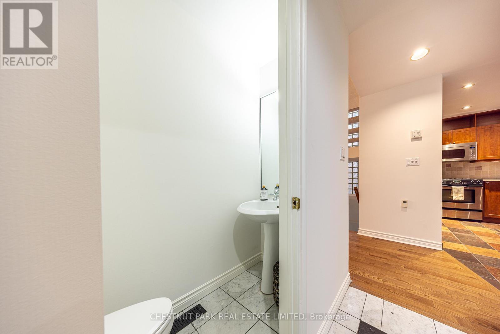 263 Erskine Avenue, Toronto, Ontario  M4P 1Z6 - Photo 3 - C13027084