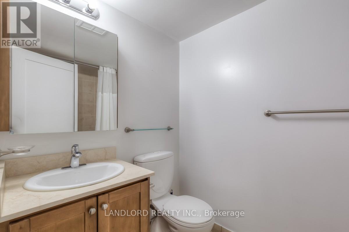 1702 - 20 Blue Jays Way, Toronto, Ontario  M5V 3W6 - Photo 18 - C13027126