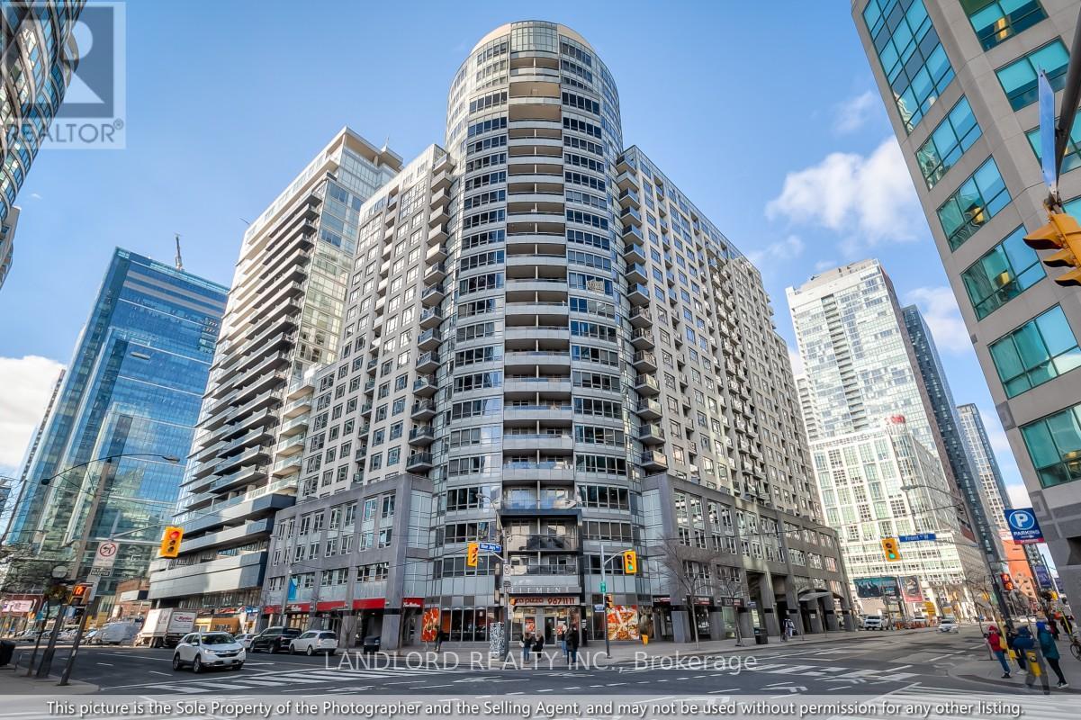 1702 - 20 Blue Jays Way, Toronto, Ontario  M5V 3W6 - Photo 28 - C13027126