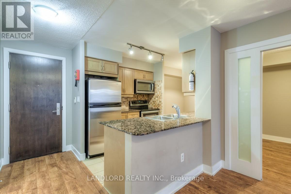 1702 - 20 Blue Jays Way, Toronto, Ontario  M5V 3W6 - Photo 7 - C13027126