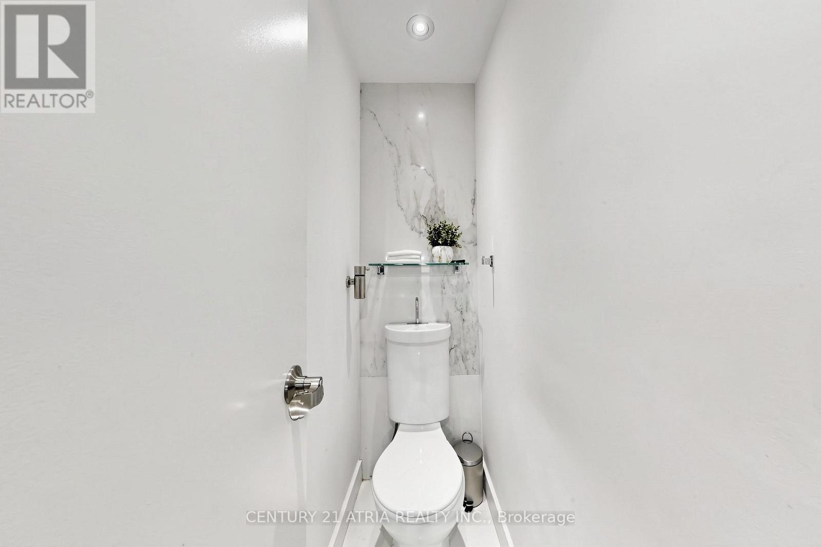 106 Oxford Street, Toronto, Ontario  M5T 1P3 - Photo 12 - C13027146