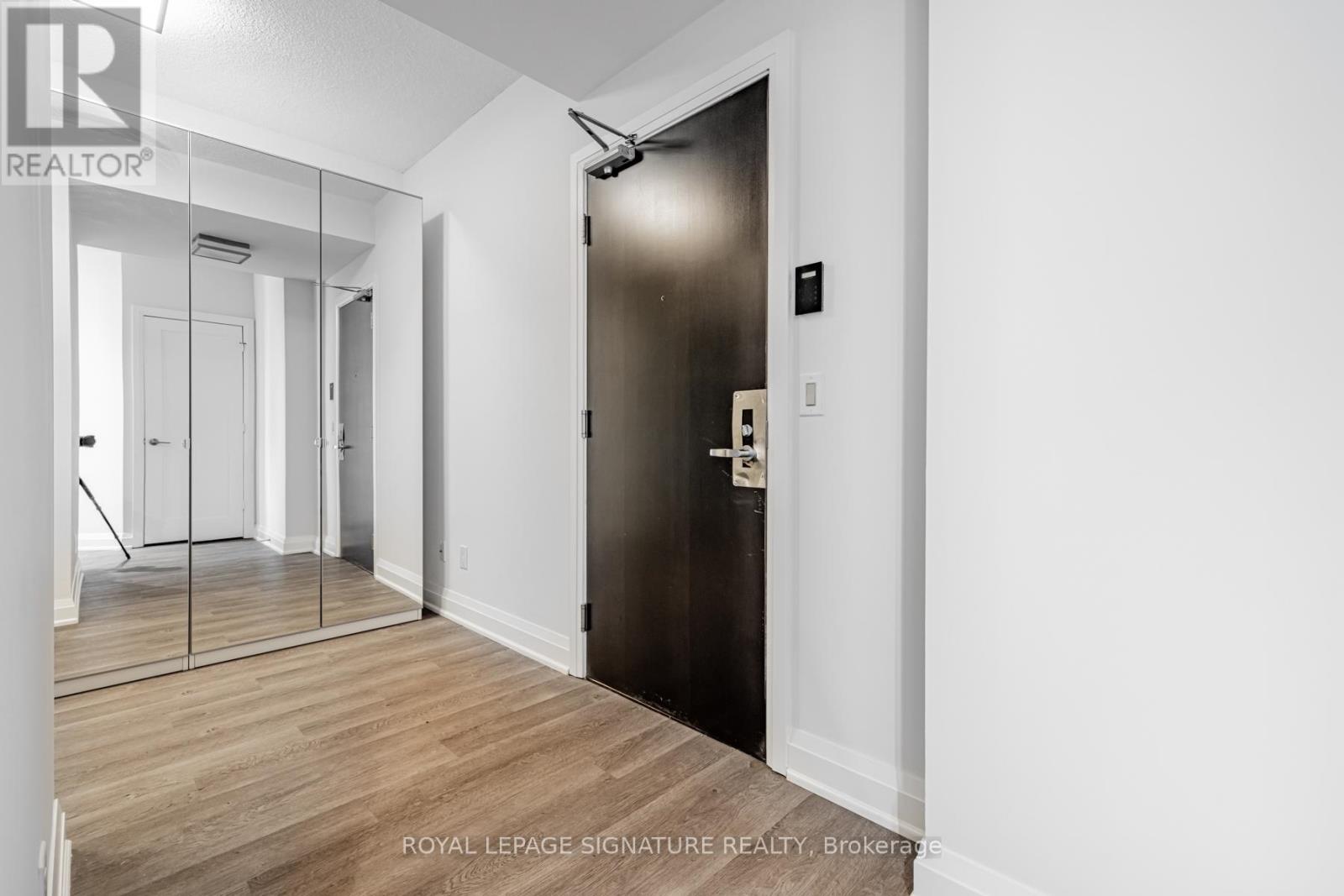 1208 - 2 Anndale Drive, Toronto, Ontario  M2N 0G5 - Photo 4 - C13027158