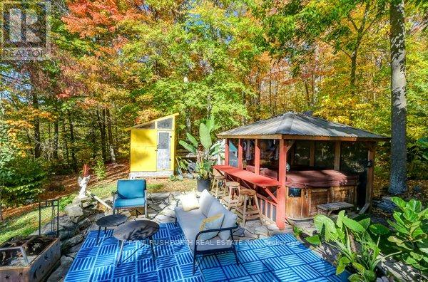 712 Flat Rapids Road, Mcnab/braeside, Ontario  K7S 3G8 - Photo 7 - X12854954