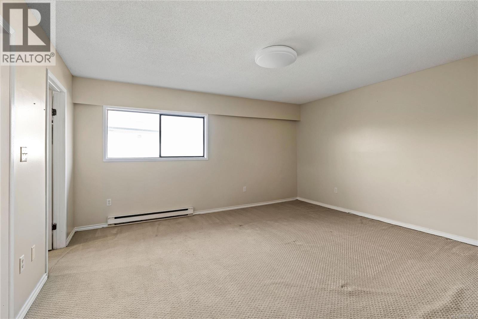 4188 Kincaid St, Saanich, British Columbia  V8X 4N8 - Photo 35 - 1033017