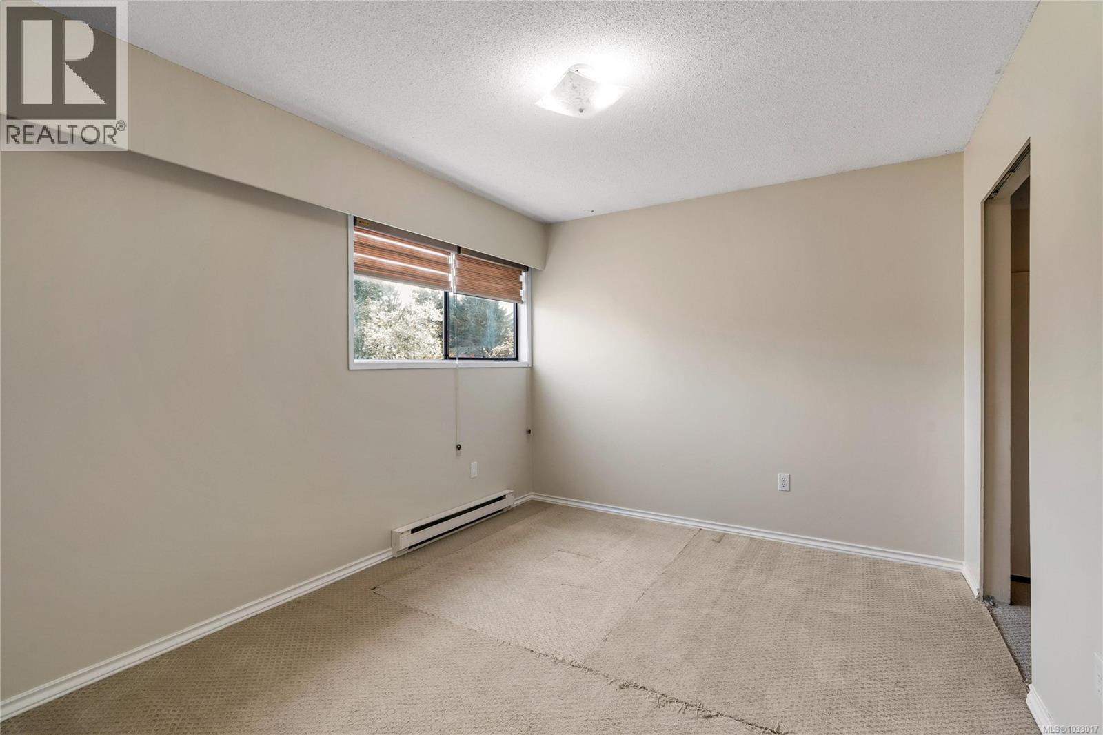 4188 Kincaid St, Saanich, British Columbia  V8X 4N8 - Photo 39 - 1033017