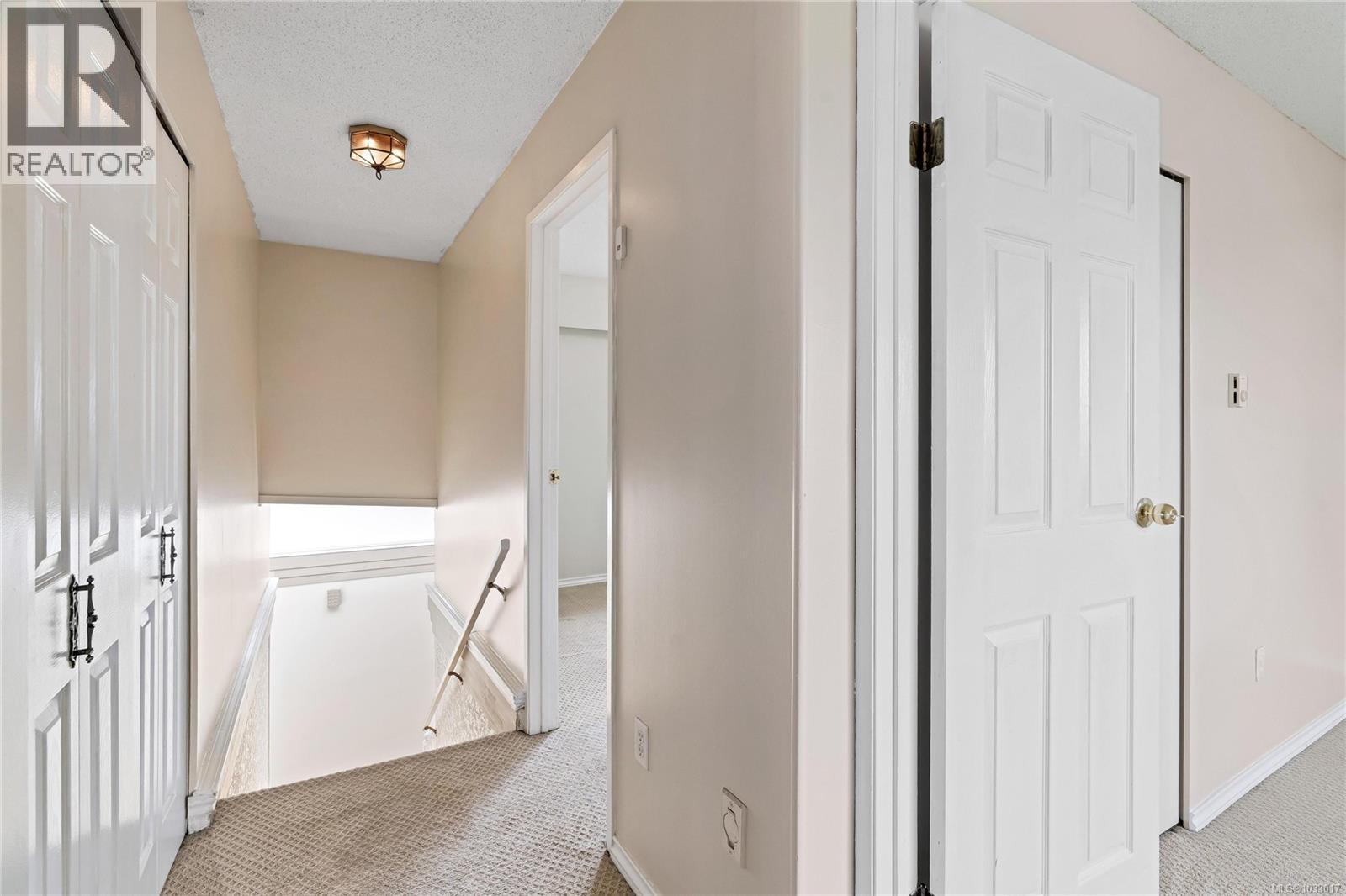 4188 Kincaid St, Saanich, British Columbia  V8X 4N8 - Photo 49 - 1033017