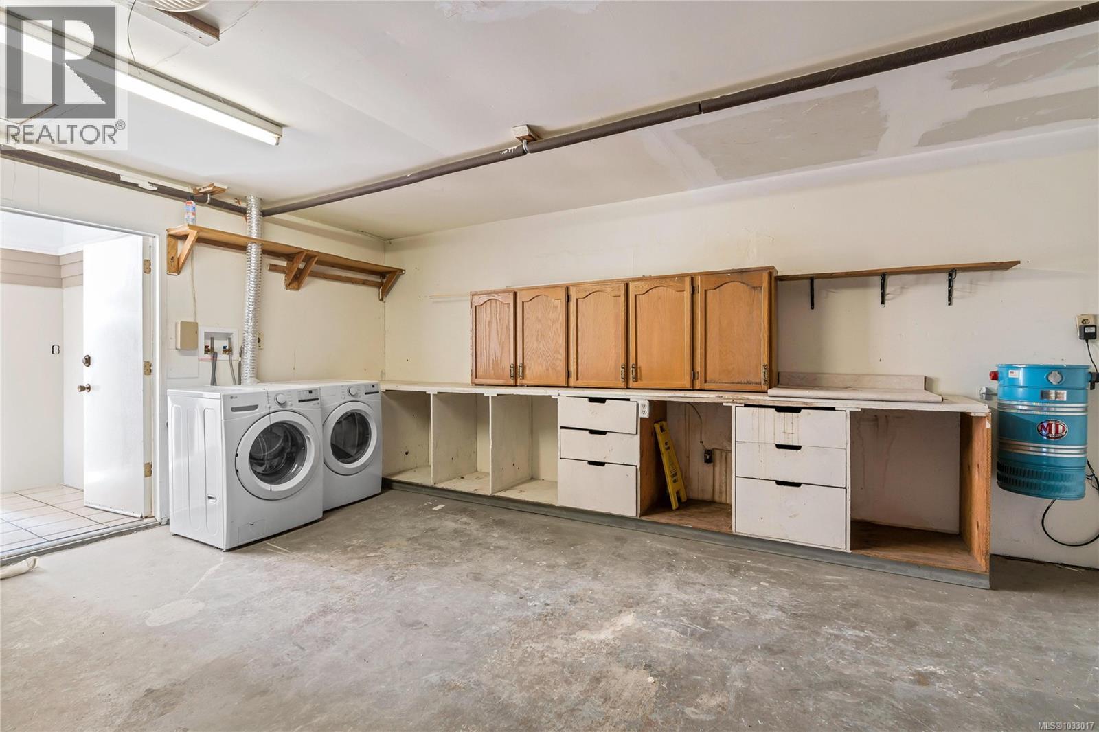 4188 Kincaid St, Saanich, British Columbia  V8X 4N8 - Photo 50 - 1033017