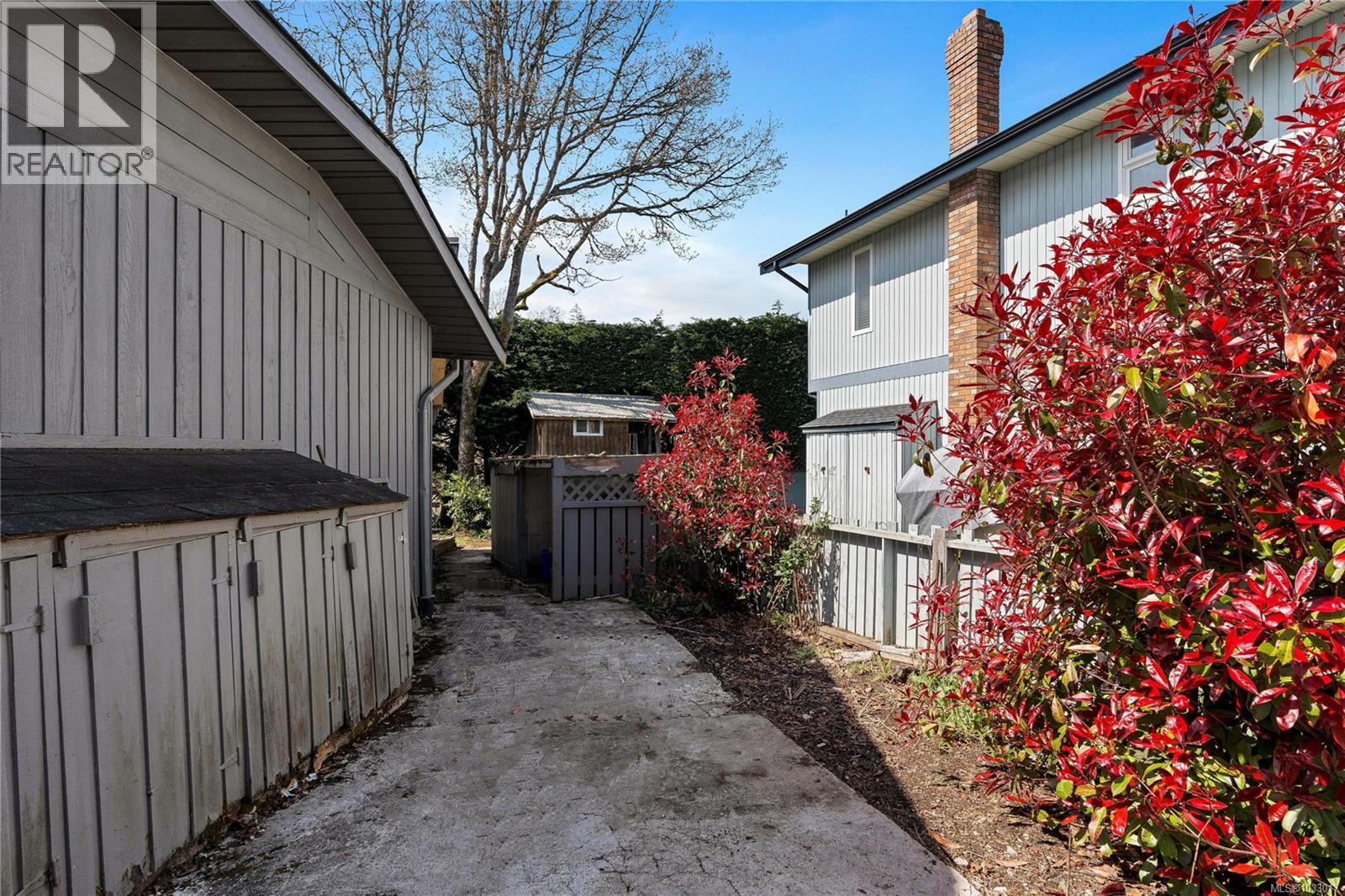 4188 Kincaid St, Saanich, British Columbia  V8X 4N8 - Photo 55 - 1033017