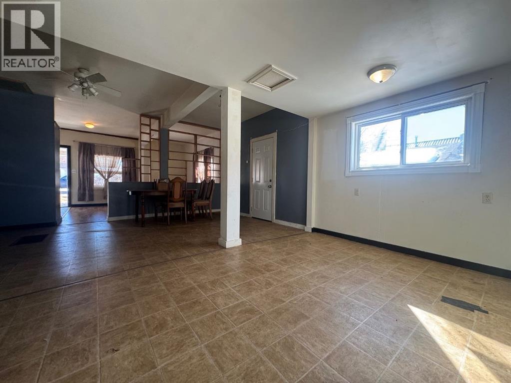 5025 48 Street, Sedgewick, Alberta  T0B 4C0 - Photo 7 - A2294365