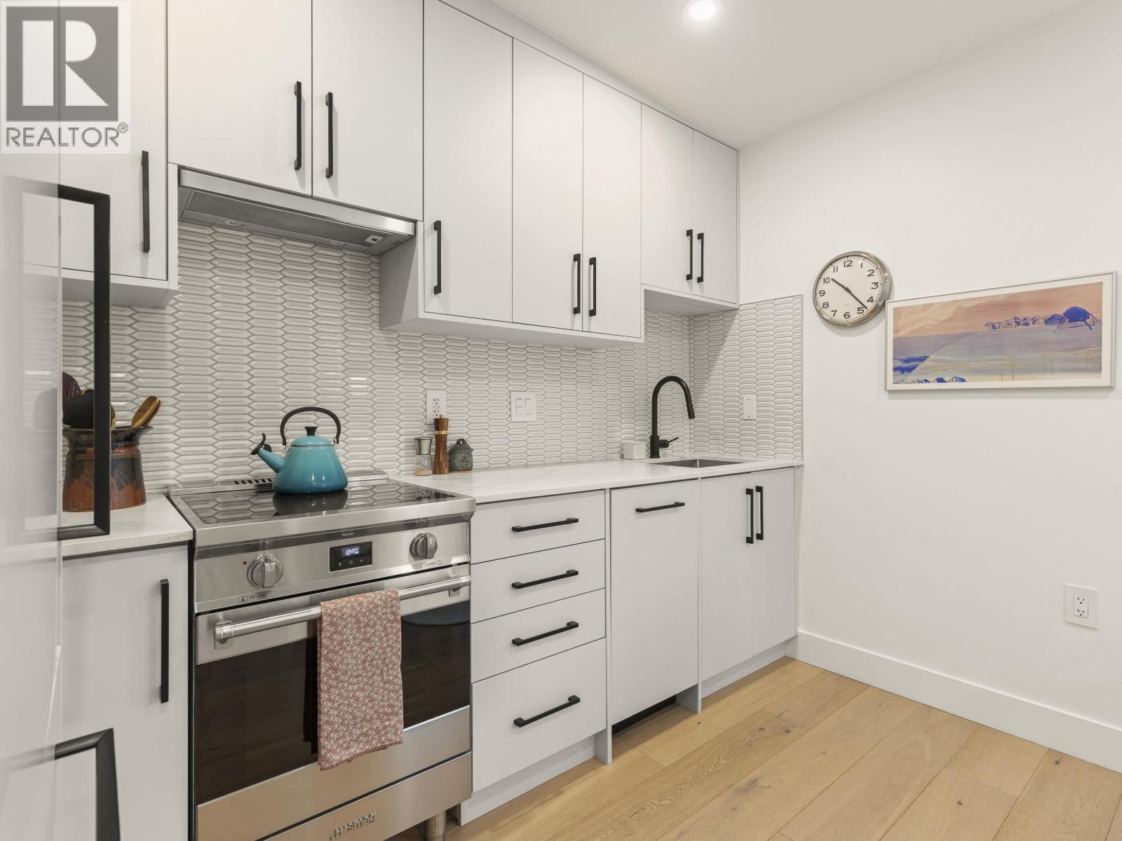 517 E 11th Avenue, Vancouver, British Columbia  V5T 2E1 - Photo 10 - R3114156