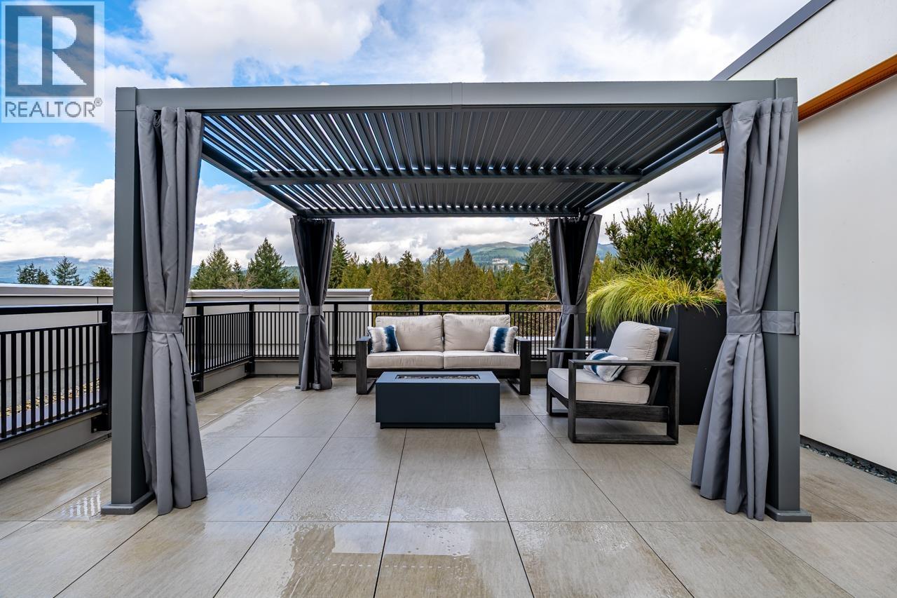 614 55 Klahanie Drive, Port Moody, British Columbia  V3H 0M9 - Photo 2 - R3114174