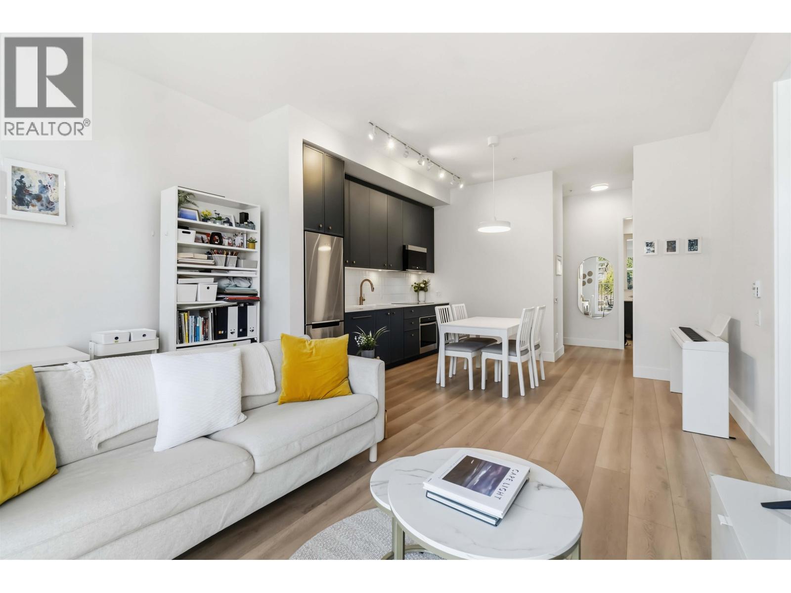 310 718 Edgar Avenue, Coquitlam, British Columbia  V3K 0H2 - Photo 6 - R3114179