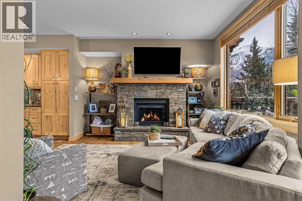 22 Streamside Lane, Canmore, Alberta  T1W 0J2 - Photo 4 - A2288564