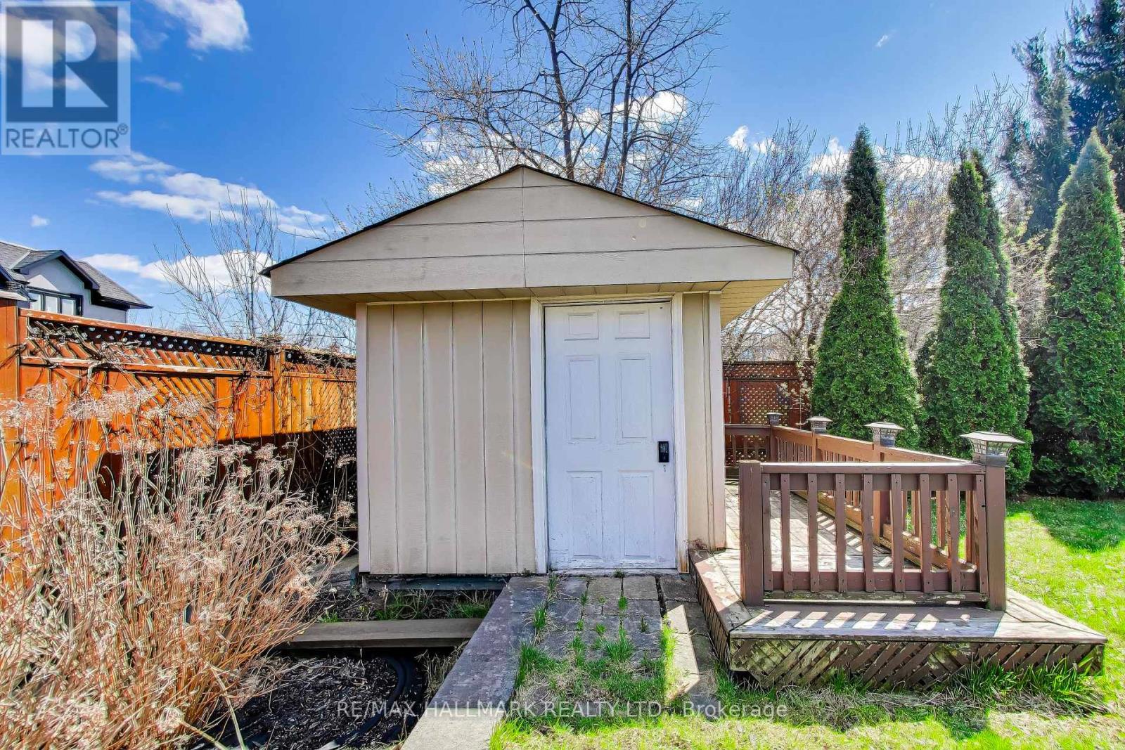 31 Ivanhoe Court, Toronto, Ontario  M1R 3G8 - Photo 48 - E13027070