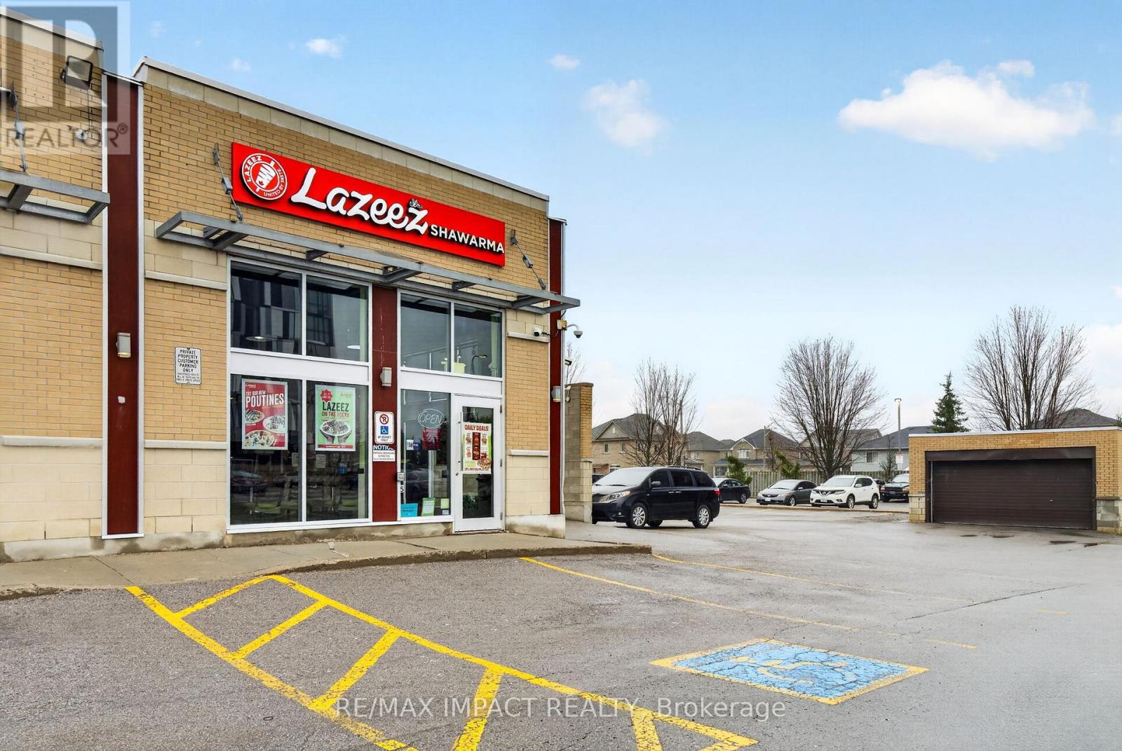 1812 SIMCOE STREET, Oshawa, Ontario