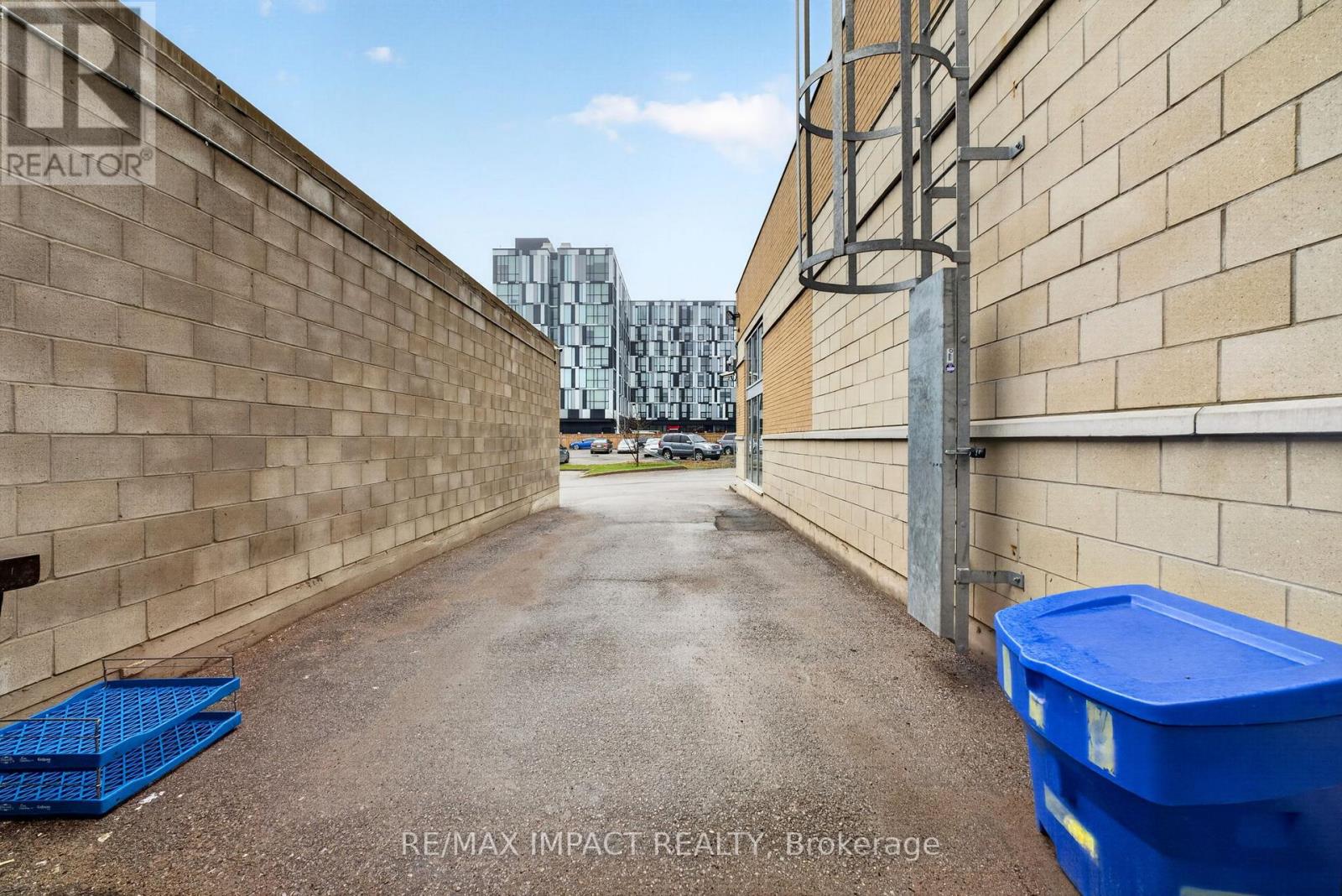 1812 Simcoe Street, Oshawa, Ontario  L1G 4Y2 - Photo 21 - E13027074