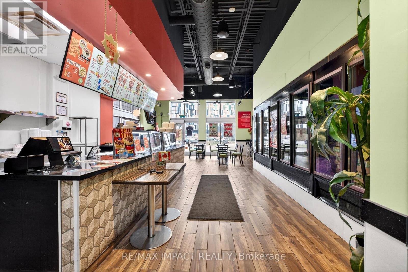 1812 Simcoe Street, Oshawa, Ontario  L1G 4Y2 - Photo 8 - E13027074