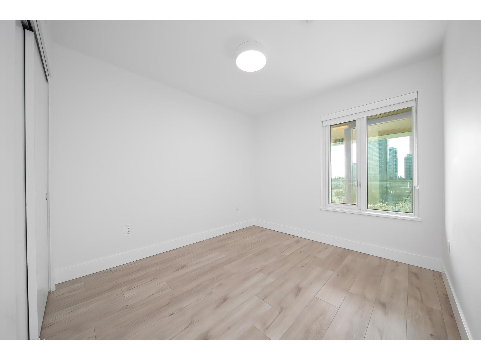 605 10428 Whalley Boulevard, Surrey, British Columbia  V3T 0W2 - Photo 14 - R3109052