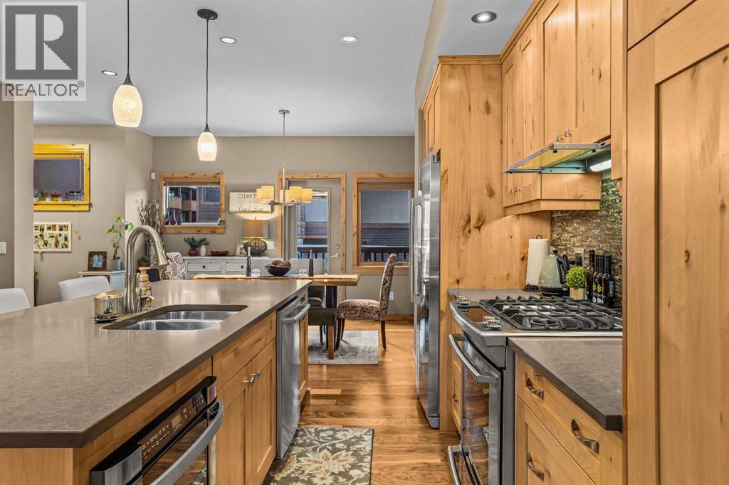 22 Streamside Lane, Canmore, Alberta  T1W 0J2 - Photo 10 - A2288564