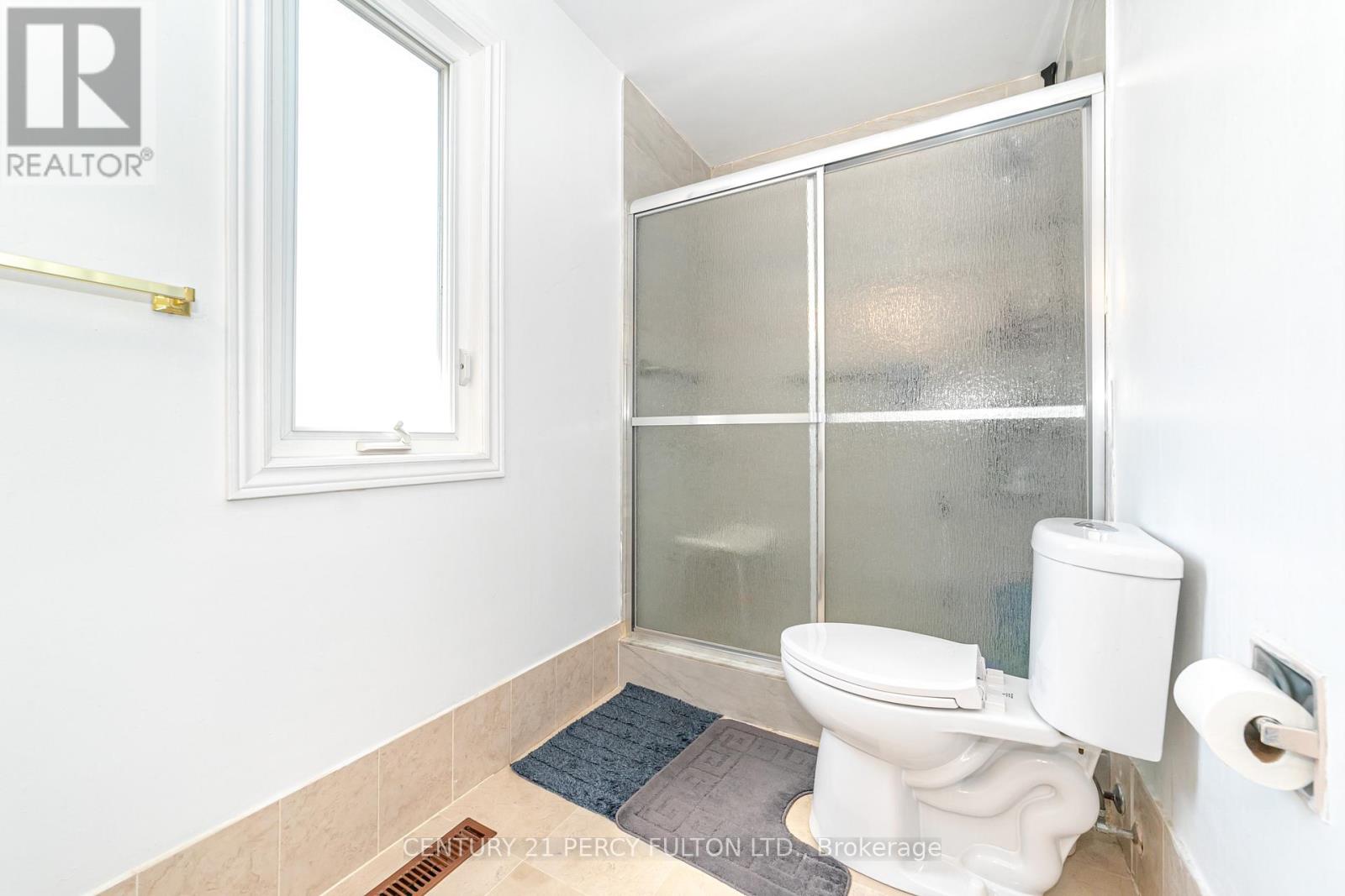 1634 Beaton Way, Pickering, Ontario  L1X 1X8 - Photo 35 - E13027110