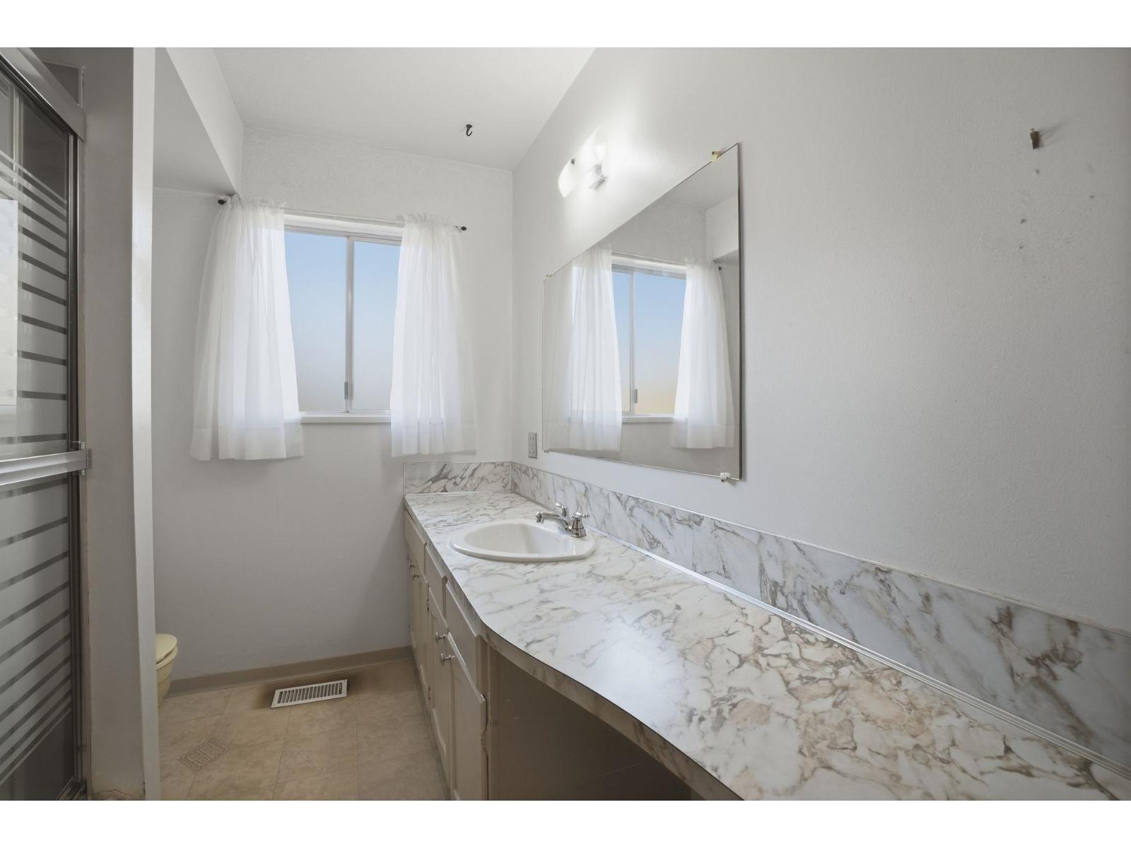 9071 Pemberton Place, Delta, British Columbia  V4C 3J6 - Photo 11 - R3114189