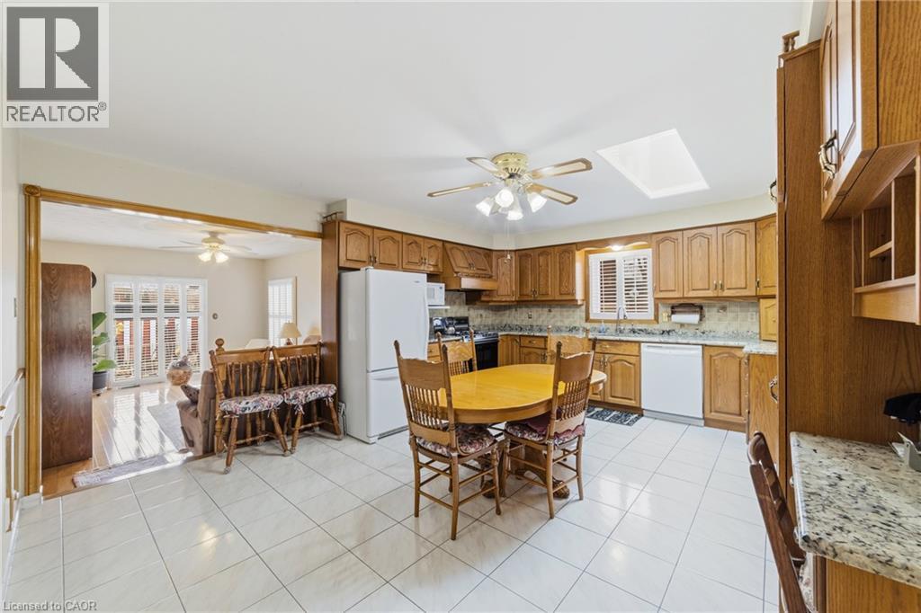 546 Dicenzo Drive, Hamilton, Ontario  L9C 2C3 - Photo 12 - 40822823