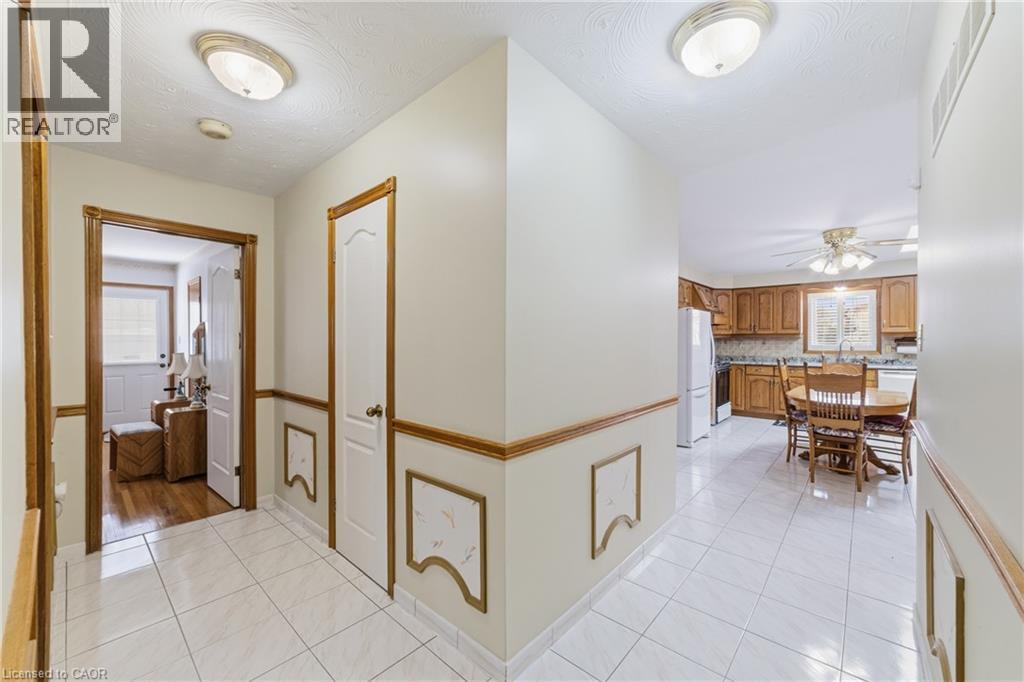 546 Dicenzo Drive, Hamilton, Ontario  L9C 2C3 - Photo 19 - 40822823