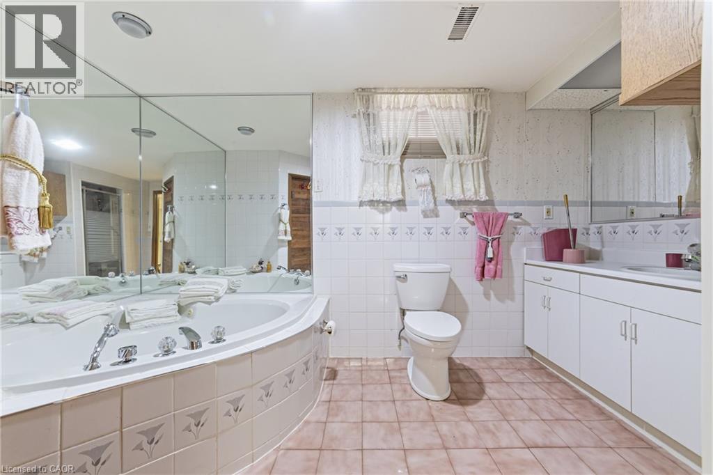 546 Dicenzo Drive, Hamilton, Ontario  L9C 2C3 - Photo 30 - 40822823