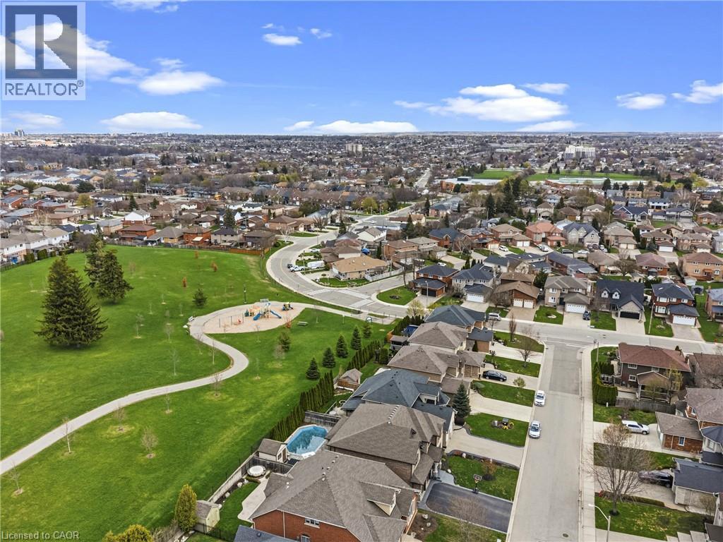 546 Dicenzo Drive, Hamilton, Ontario  L9C 2C3 - Photo 47 - 40822823