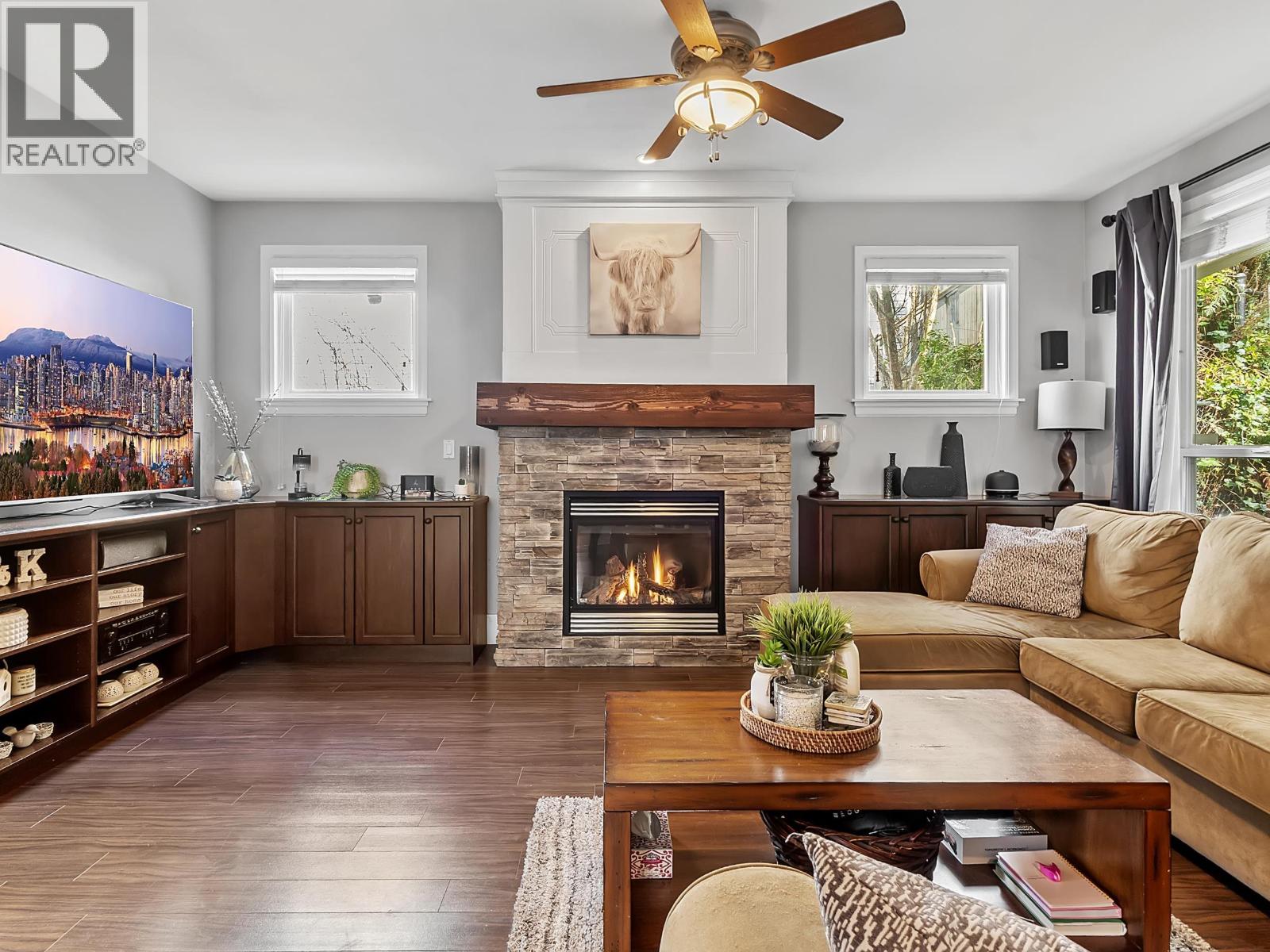 23462 133 Avenue, Maple Ridge, British Columbia  V4R 2W7 - Photo 4 - R3113444