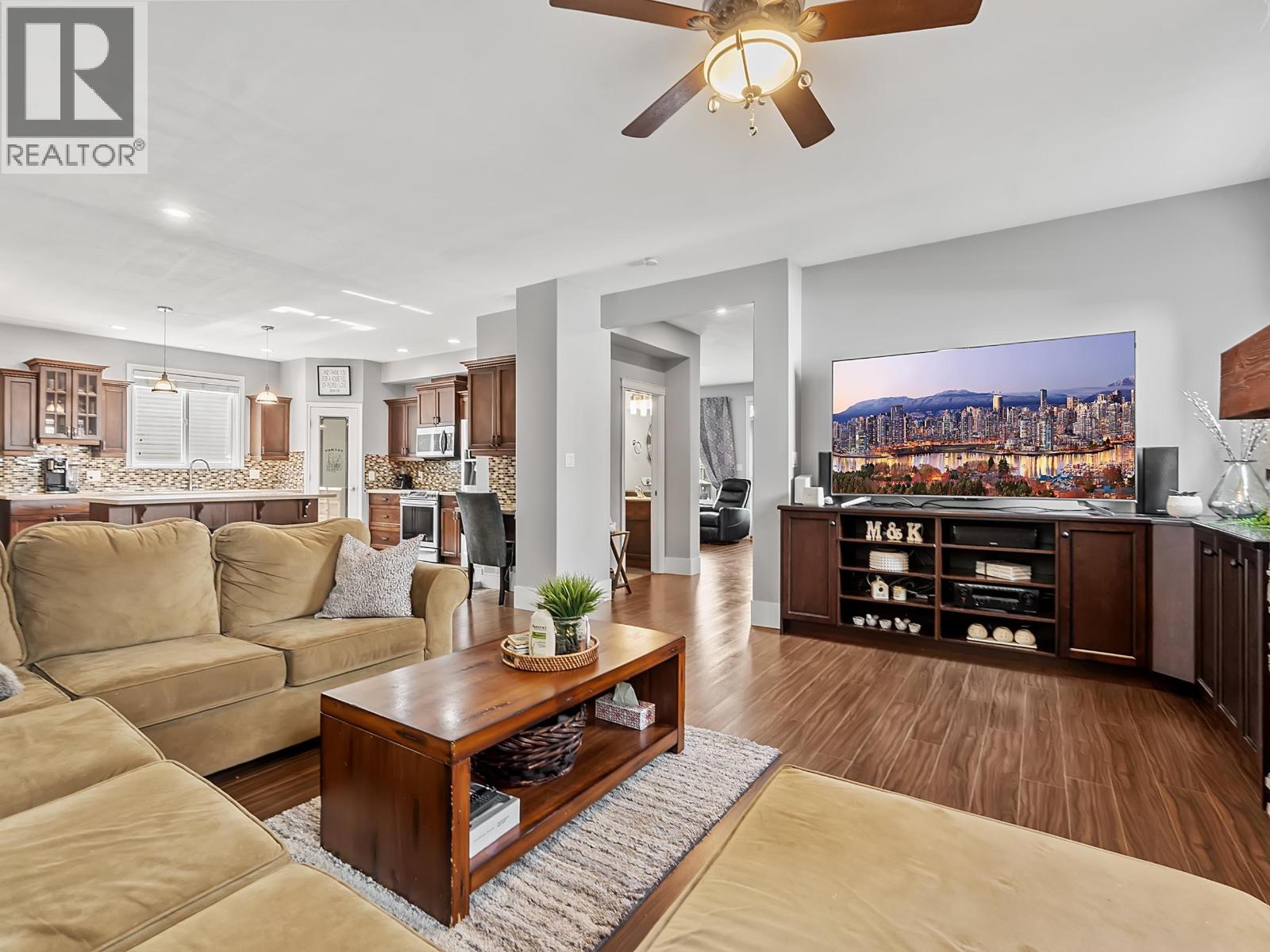 23462 133 Avenue, Maple Ridge, British Columbia  V4R 2W7 - Photo 6 - R3113444