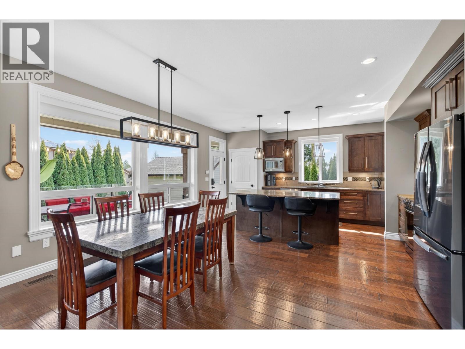 1213 Burkemont Place, Coquitlam, British Columbia  V3B 0C8 - Photo 10 - R3114161