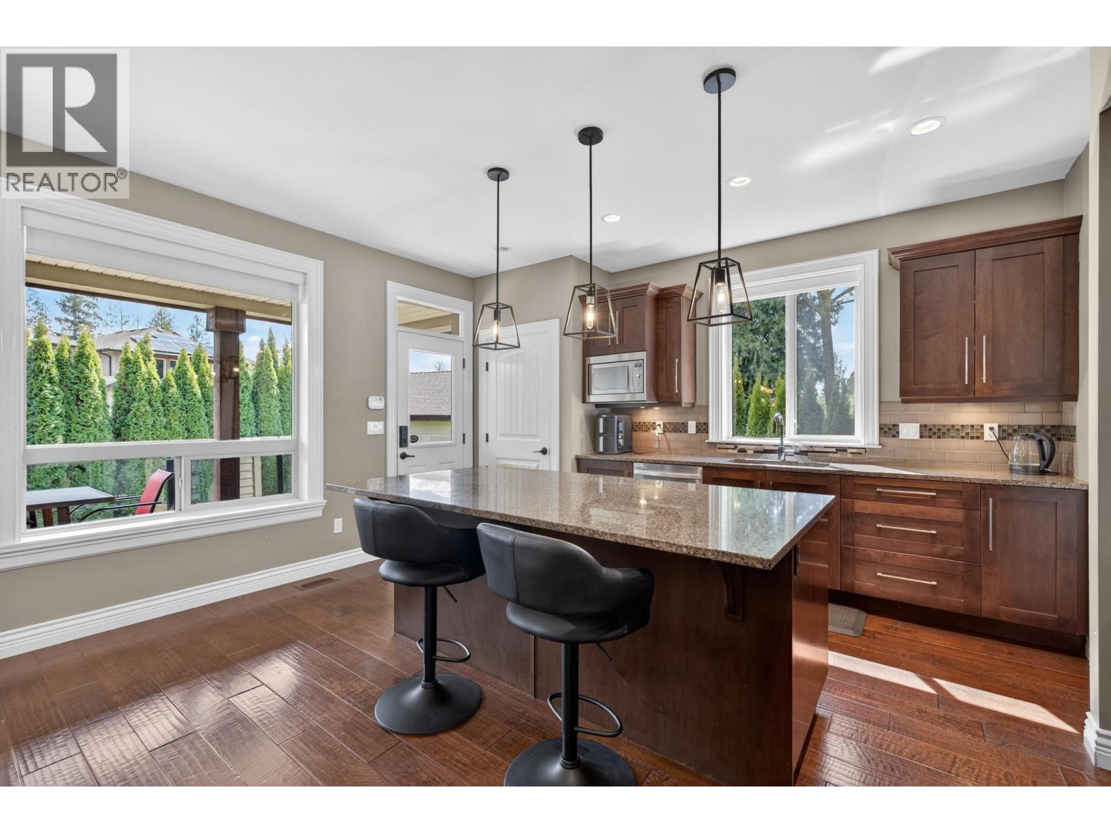 1213 Burkemont Place, Coquitlam, British Columbia  V3B 0C8 - Photo 12 - R3114161