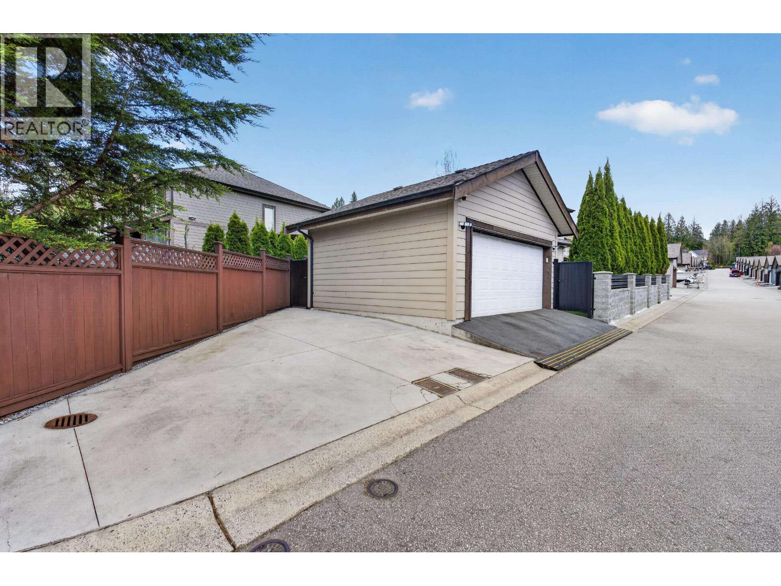 1213 Burkemont Place, Coquitlam, British Columbia  V3B 0C8 - Photo 38 - R3114161