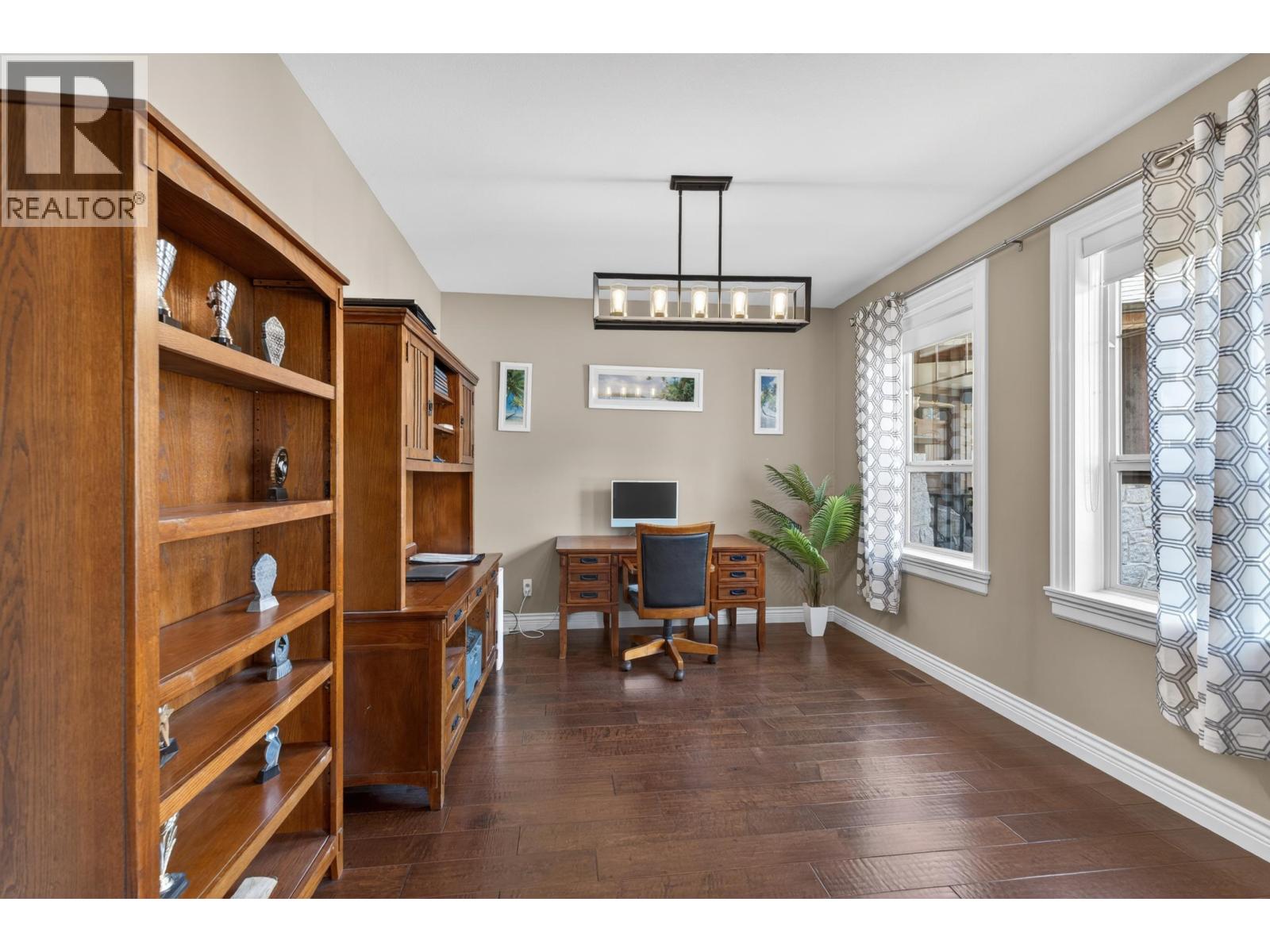 1213 Burkemont Place, Coquitlam, British Columbia  V3B 0C8 - Photo 5 - R3114161