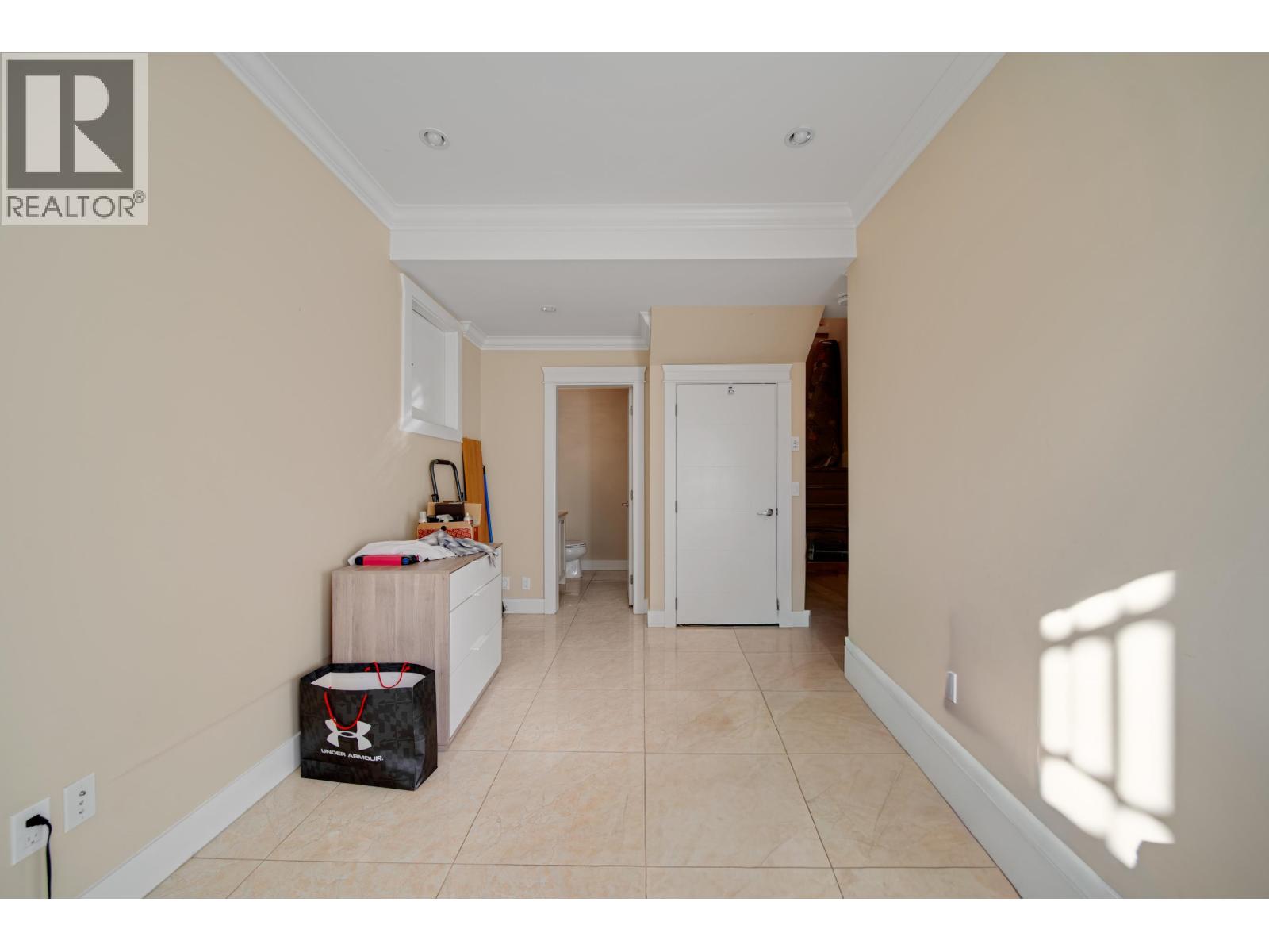 8543 Royal Oak Avenue, Burnaby, British Columbia  V5J 4L5 - Photo 22 - R3114170