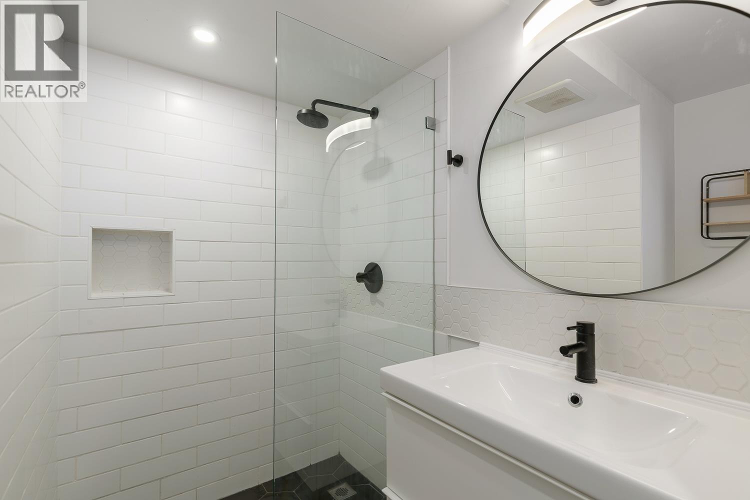 3853 Frances Street, Burnaby, British Columbia  V5C 2P1 - Photo 21 - R3114188