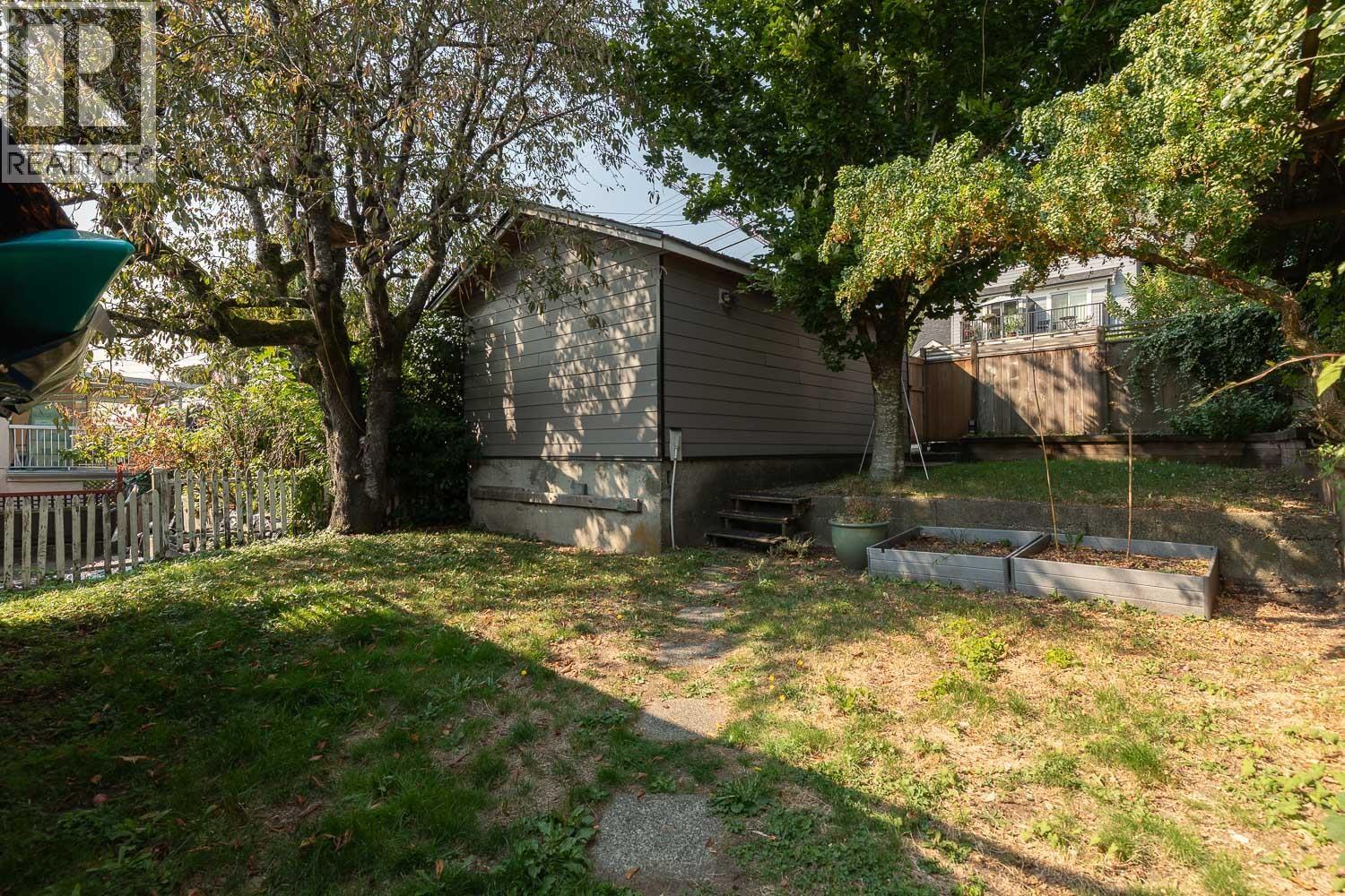 3853 Frances Street, Burnaby, British Columbia  V5C 2P1 - Photo 25 - R3114188